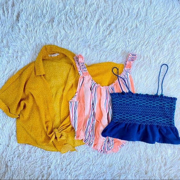 Urban Outfitters Bundle of Crop Tops, size S